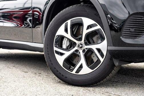 2025 Mercedes-Benz GLC 350e Base 4MATIC