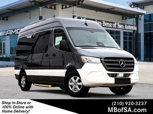 2025 Mercedes-Benz Sprinter 2500 144 WB Standard Roof Passenger