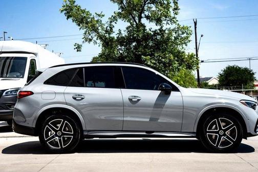 2025 Mercedes-Benz GLC 300 Base 4MATIC