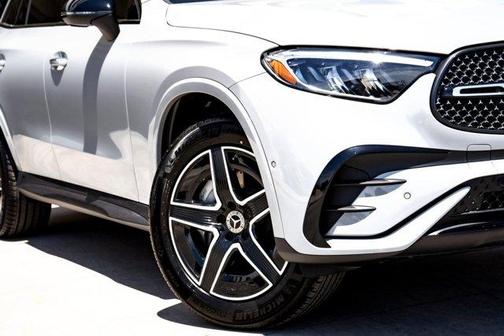 2025 Mercedes-Benz GLC 300 Base 4MATIC