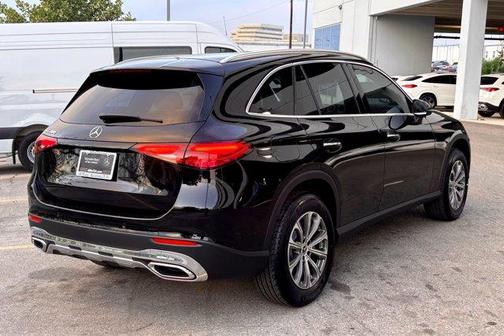 2026 Mercedes-Benz GLC 300 Base