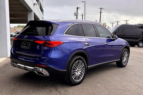 2026 Mercedes-Benz GLC 300 Base