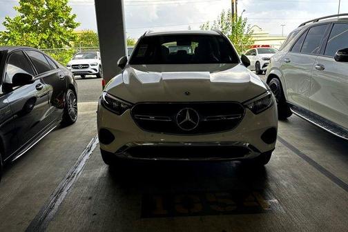 2025 Mercedes-Benz GLC 300 Base