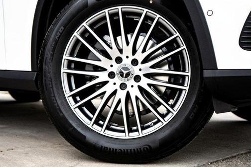 2025 Mercedes-Benz GLC 300 Base 4MATIC