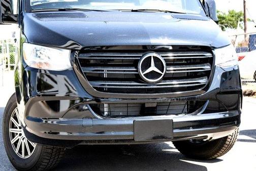 2024 Mercedes-Benz Sprinter 2500 170 WB High Roof Extended Cargo
