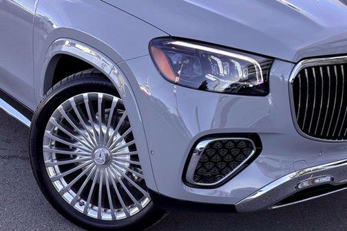 2025 Mercedes-Benz Maybach GLS 600 4MATIC