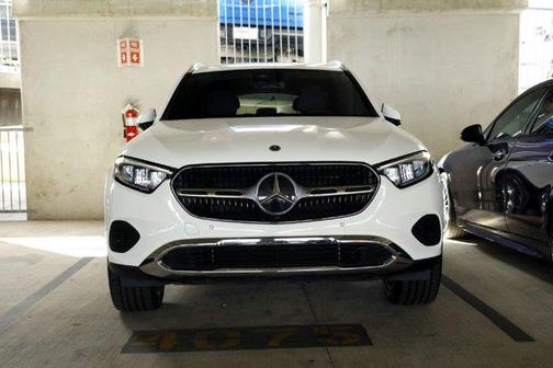 Polar White 2025 Mercedes-Benz GLC 300 Base