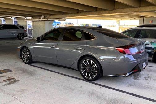 2022 Hyundai SONATA Limited