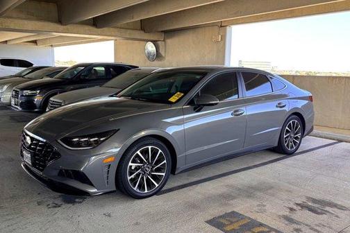 2022 Hyundai SONATA Limited