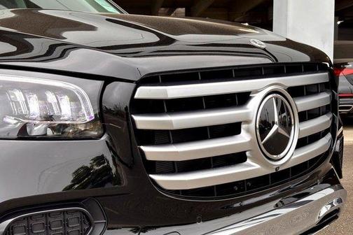 2026 Mercedes-Benz GLS 450 