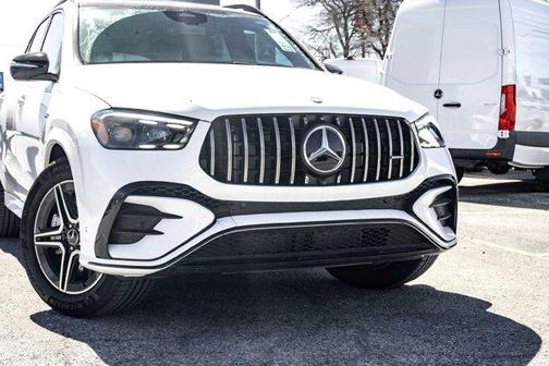 Moon 2025 Mercedes-Benz AMG GLE 53 Base