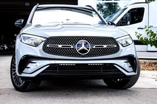 2025 Mercedes-Benz GLC 350e Base 4MATIC