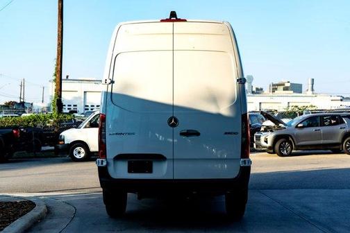 2025 Mercedes-Benz Sprinter 2500 Standard Roof