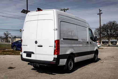 2025 Mercedes-Benz Sprinter 2500 Standard Roof