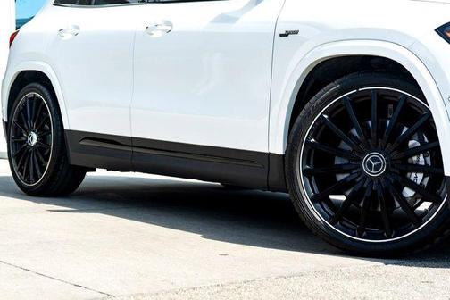 2025 Mercedes-Benz AMG GLA 35 Base
