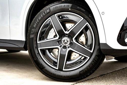 2025 Mercedes-Benz GLC 300 Base 4MATIC