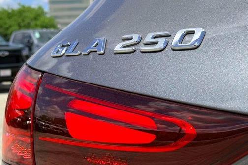 2026 Mercedes-Benz GLA 250 Base