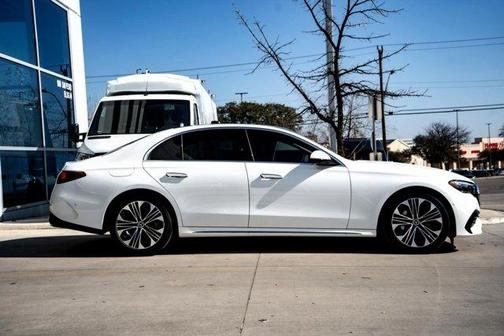 2025 Mercedes-Benz E-Class E 350