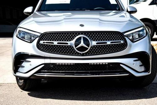 2025 Mercedes-Benz GLC 350e Base 4MATIC