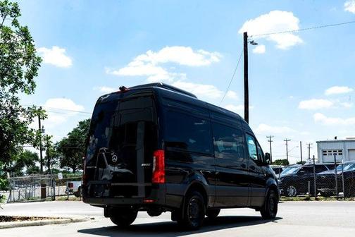 2025 Mercedes-Benz Sprinter 2500 144 WB Standard Roof Passenger