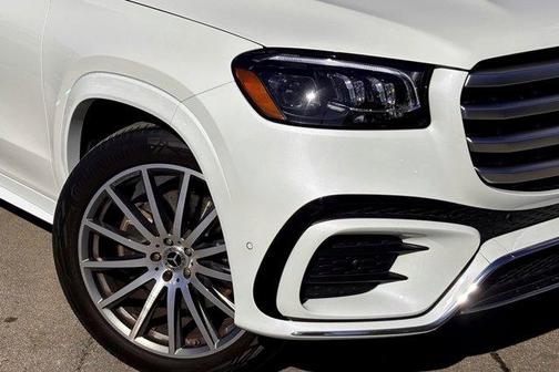 2025 Mercedes-Benz GLS 450 4MATIC