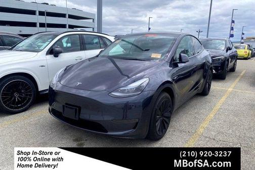 Black 2025 Tesla Model Y Long Range