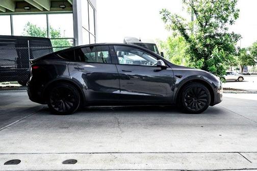 Black 2025 Tesla Model Y Long Range