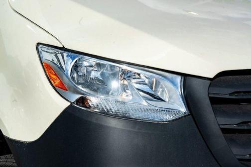 2025 Mercedes-Benz Sprinter 2500 Standard Roof