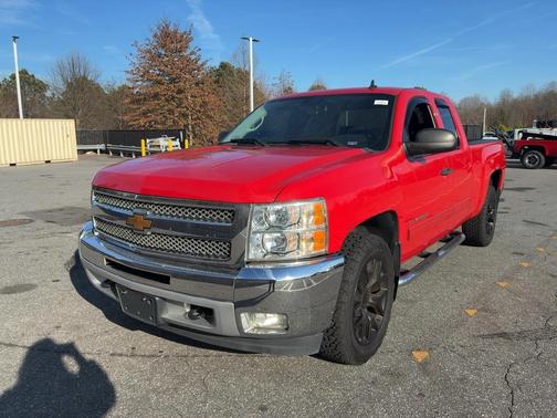 Victory Red 2013 Chevrolet Silverado 1500 LT Truck