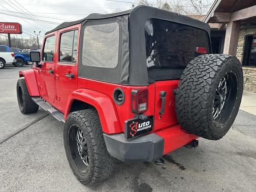 2016 Jeep Wrangler Unlimited Sahara