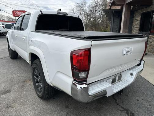 2020 Toyota Tacoma SR5