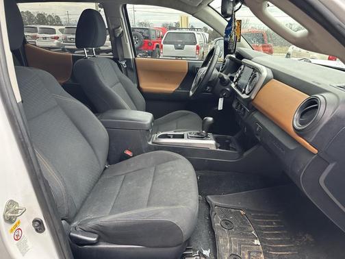 2020 Toyota Tacoma SR5