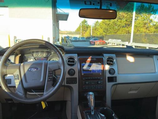 2012 Ford F-150 Lariat