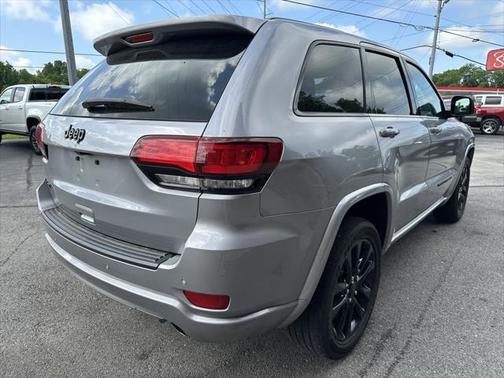 2020 Jeep Grand Cherokee Altitude