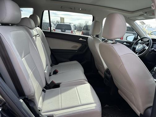 2020 Volkswagen Tiguan 2.0T SEL