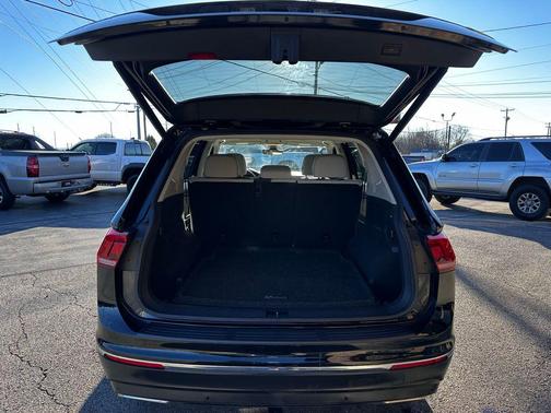 2020 Volkswagen Tiguan 2.0T SEL