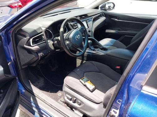 Blue 2018 Toyota Camry LE