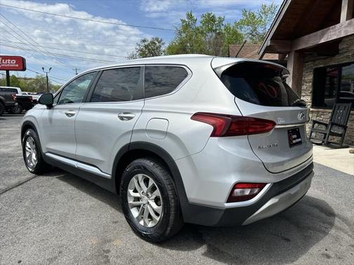 2019 Hyundai SANTA FE SE 2.4