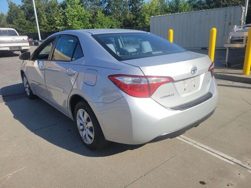 Classic Silver Metallic 2016 Toyota Corolla LE