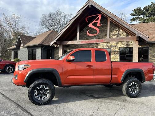 2017 Toyota Tacoma Base