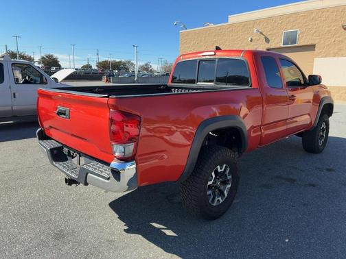 2017 Toyota Tacoma Base