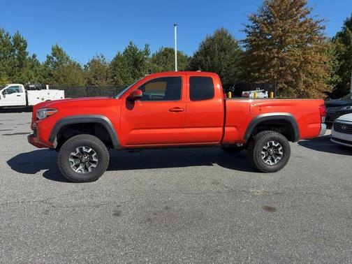 2017 Toyota Tacoma Base