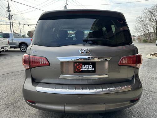 2016 INFINITI QX80 Base