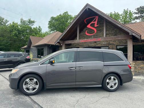 Polished Metal Metallic 2012 Honda Odyssey Touring