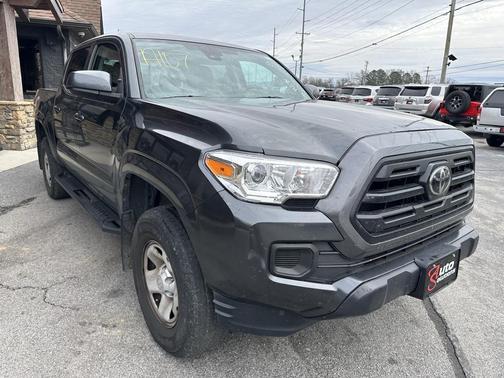2019 Toyota Tacoma SR