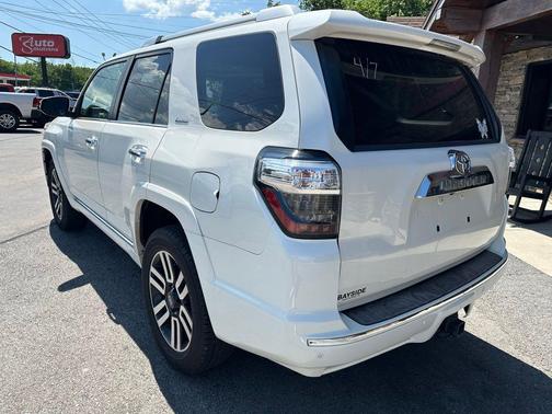 Blizzard Pearl 2019 Toyota 4Runner Limited