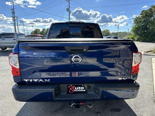 2021 Nissan Titan SV
