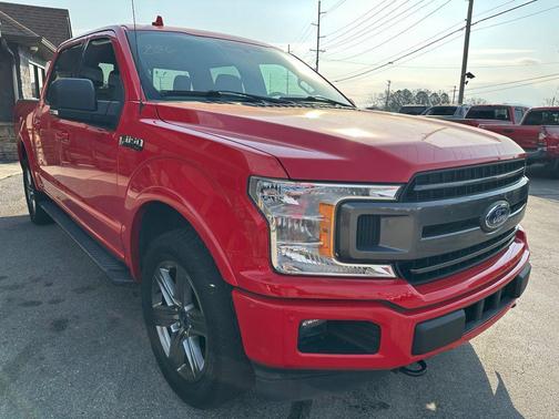Race Red 2018 Ford F-150 XLT