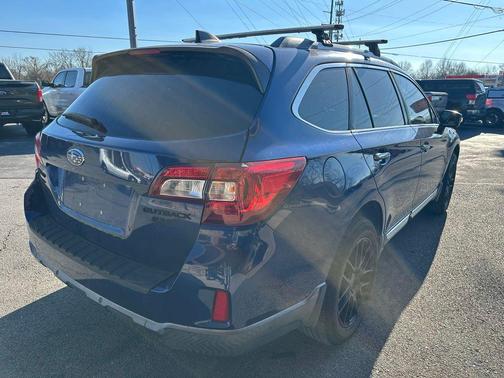 2017 Subaru Outback 2.5i Touring