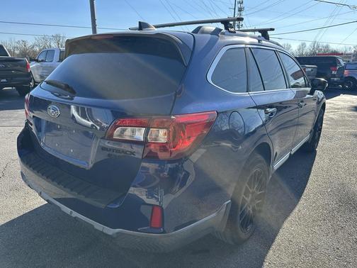 2017 Subaru Outback 2.5i Touring